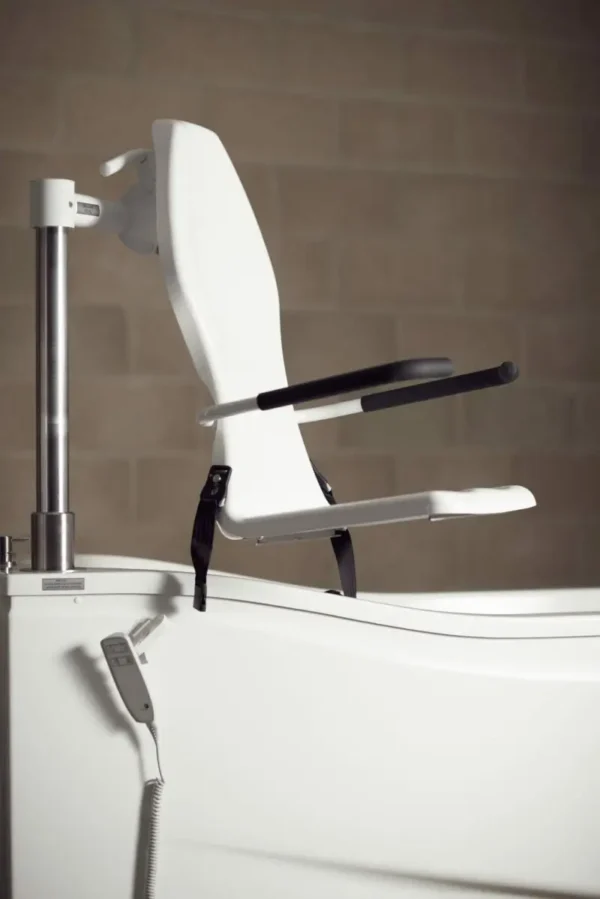 Astor Compact Fixed Height Bath with Powered Seat - Image 3
