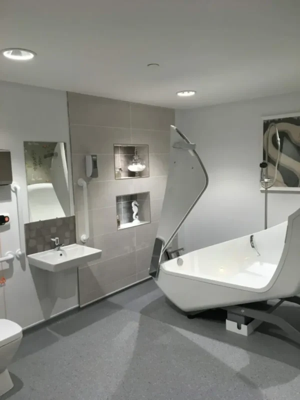 Astor Motion G Reclining Bath - Image 7